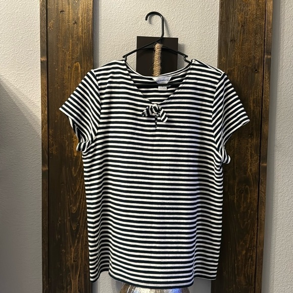 Liz Claiborne Tops - Women’s nautical stripe blouse